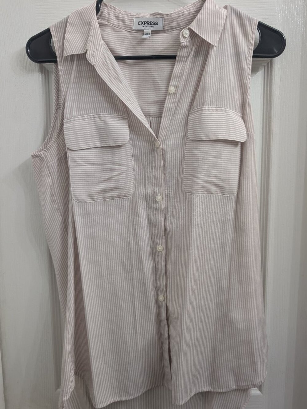 Lavender and white sleeveless button up from express